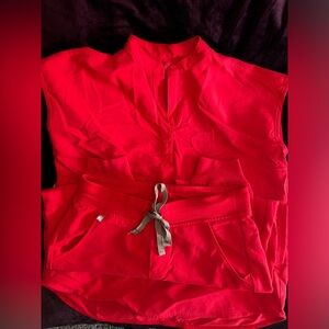 Figs Scrub Set (PO#1785 Top/PO#1784 Bottoms) Pop Red Color